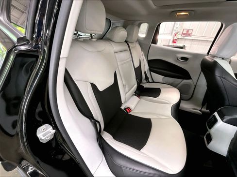 Used 2019 Jeep Compass Latitude w/ Popular Equipment Group image 29