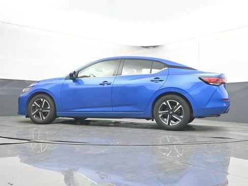 Used 2024 Nissan Sentra SV FWD image 47