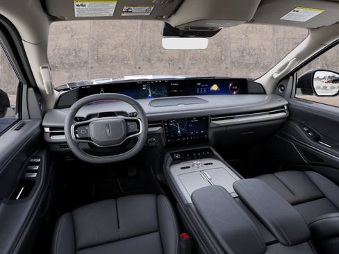New 2027 Lincoln Navigator Premiere RWD image 9