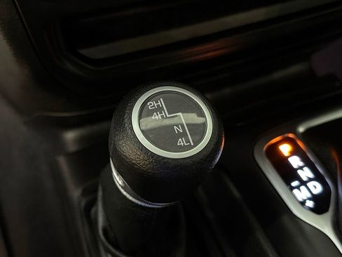 Used 2021 Jeep Wrangler Unlimited Sport AWD/4WD image 28