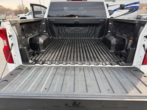 Used 2022 Chevrolet Silverado 1500 Custom image 28