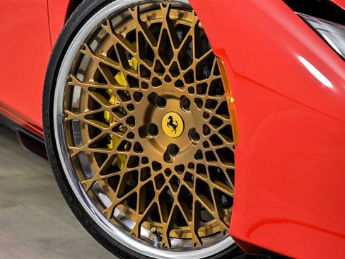 Used 2022 Ferrari F8 Tributo RWD image 3