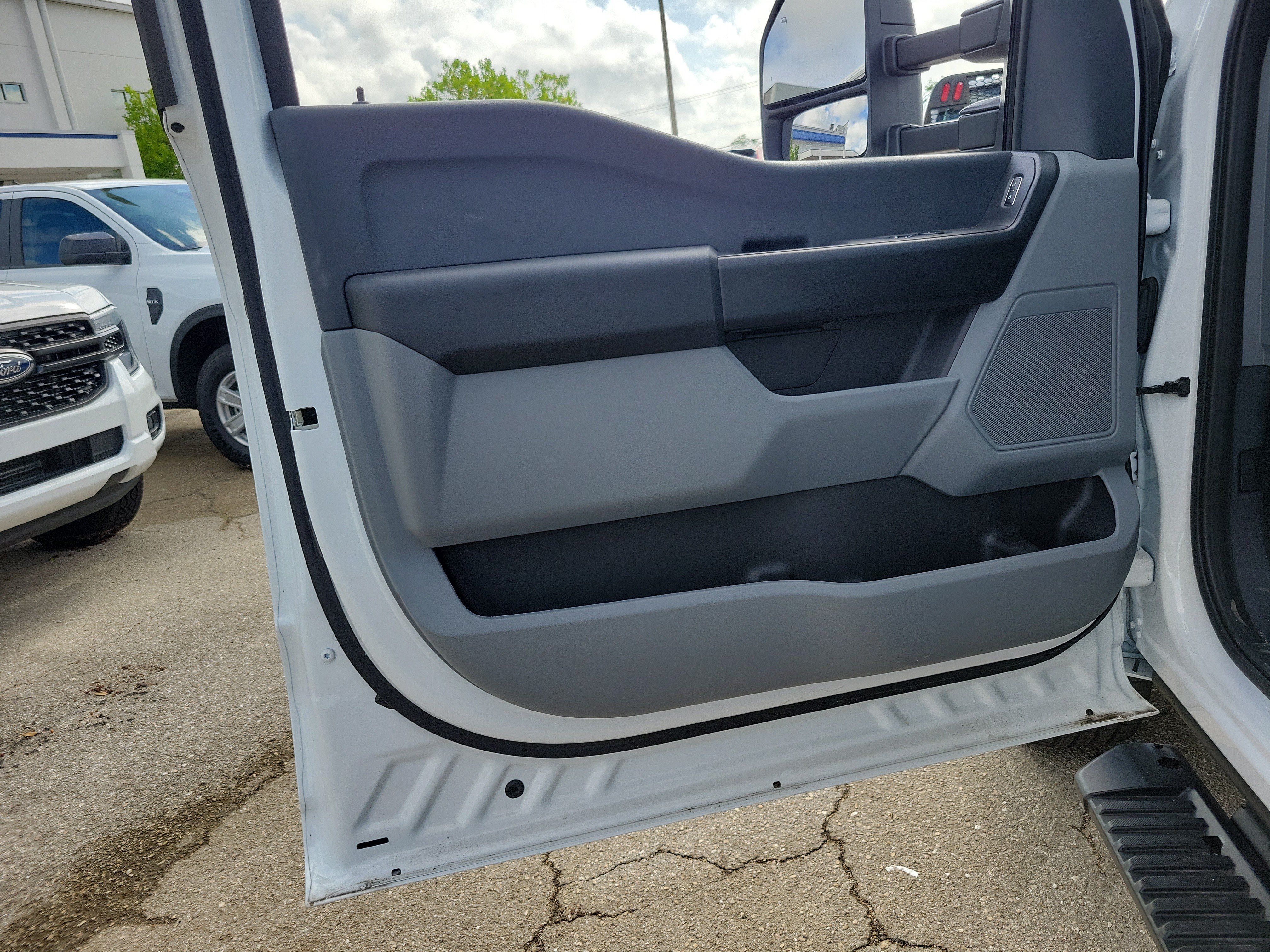 New 2025 Ford F350 XL RWD image 17