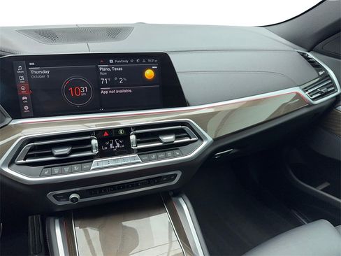 Used 2022 BMW X6 xDrive40i w/ M Sport Package image 23