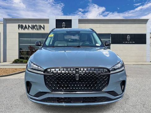 New 2026 Lincoln Aviator AWD w/ Jet Appearance Package image 2