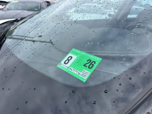 Used 2018 Nissan Maxima Platinum w/ Interior Lighting Package image 25