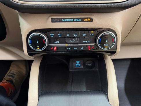 Used 2022 Ford Escape SEL FWD image 23