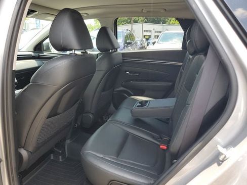 Used 2022 Hyundai Tucson Limited FWD image 13