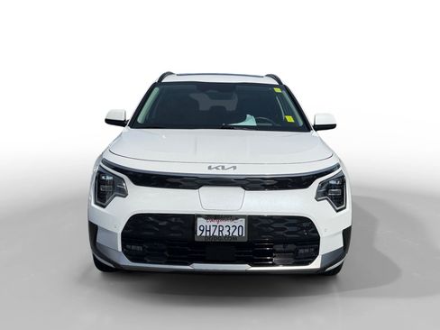 Used 2023 Kia Niro Wave FWD image 8