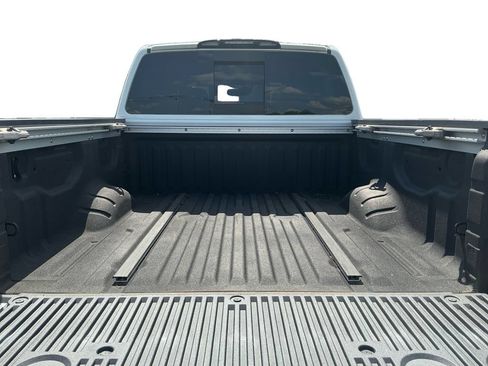 Used 2021 Nissan Titan PRO-4X w/ Pro-4x Convenience Package AWD/4WD image 24