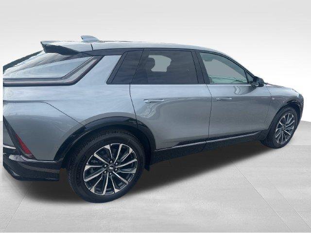 New 2027 Cadillac Lyriq Sport RWD image 5
