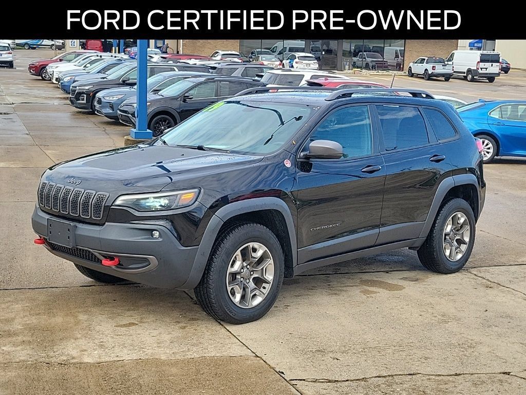 Used 2019 Jeep Cherokee Trailhawk w/ Comfort/Convenience Group AWD/4WD image 2