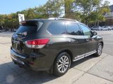 Used 2015 Nissan Pathfinder SL image 3