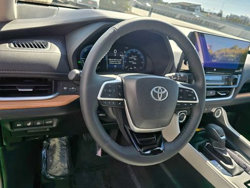New 2026 Toyota Grand Highlander Limited image 27