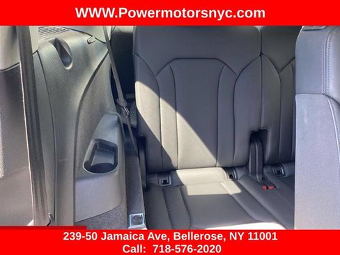 Used 2023 Audi Q7 3.0T Premium Plus AWD/4WD image 17