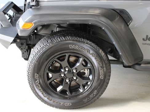 Used 2022 Jeep Wrangler Unlimited Sport AWD/4WD image 7