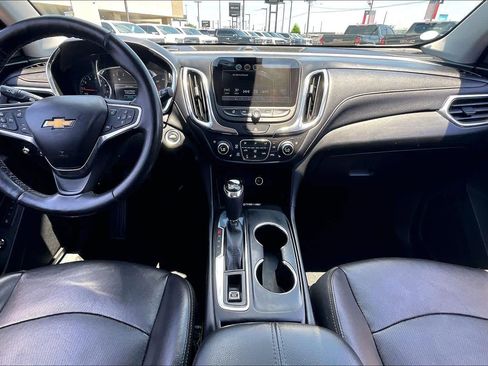 Used 2018 Chevrolet Equinox Premier AWD/4WD image 16