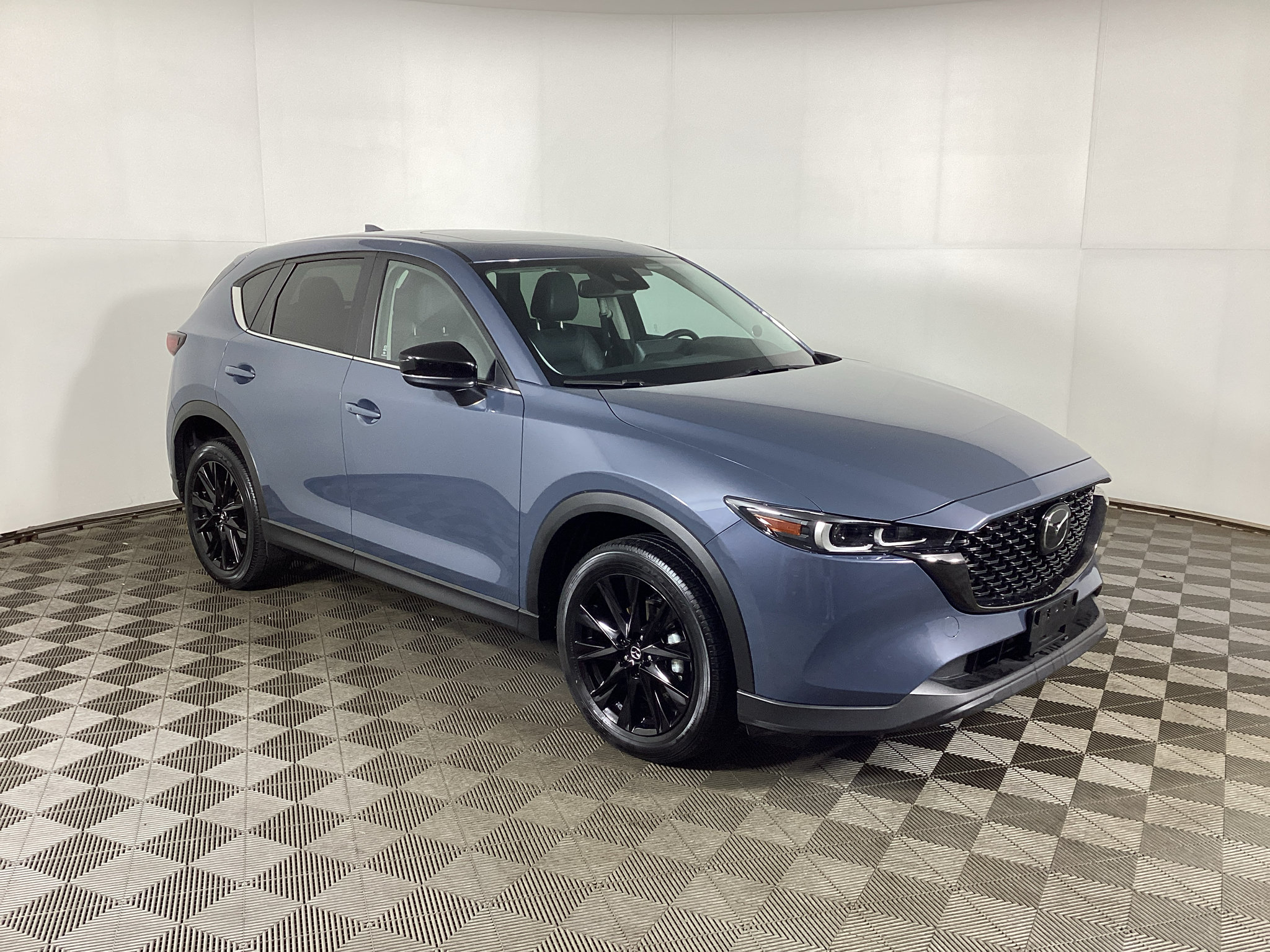 Used 2025 MAZDA CX-5 Carbon Edition AWD/4WD image 1