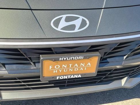 New 2026 Hyundai Elantra SE FWD image 30