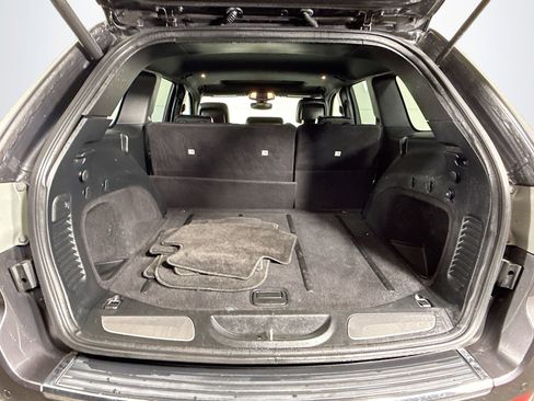 Used 2017 Jeep Grand Cherokee Limited image 35