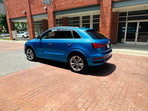 Used 2016 Audi Q3 2.0T Prestige w/ Prestige Package FWD image 4