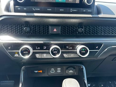 Certified 2024 Honda CR-V EX image 29