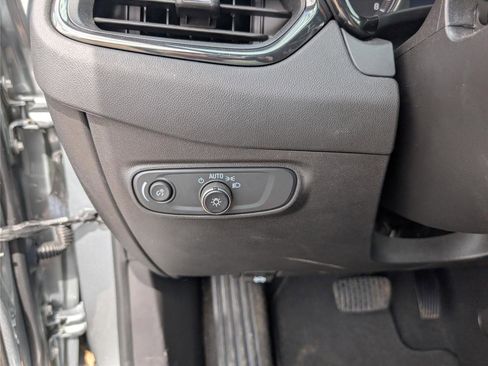 Used 2024 Chevrolet Equinox RS w/ RS Leather Package image 27