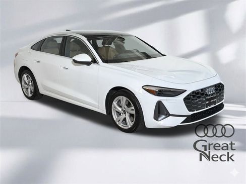 Used 2025 Audi A5 2.0T Premium w/ Convenience Package image 11