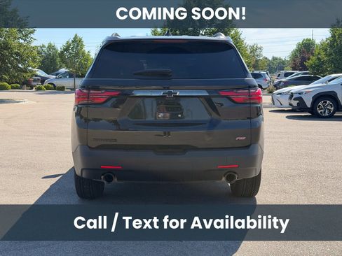 Used 2022 Chevrolet Traverse RS FWD image 6