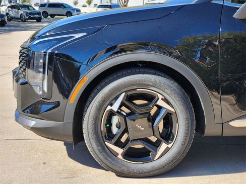 New 2026 Kia Sportage EX image 4