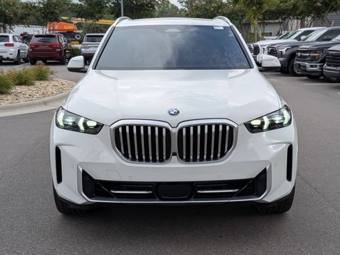 Used 2024 BMW X5 sDrive40i w/ Parking Assistance Package RWD image 8