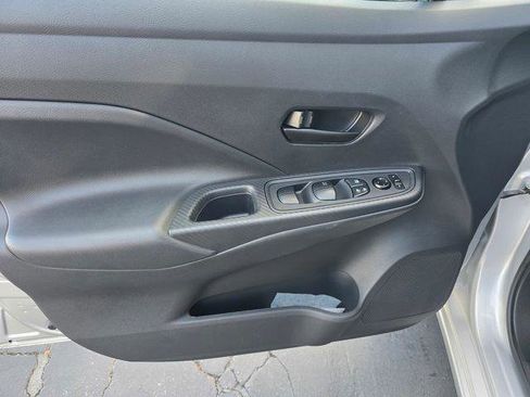 Used 2025 Nissan Versa S w/ Trunk Package FWD image 10