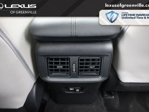 Used 2021 Toyota RAV4 XLE Premium AWD/4WD image 27