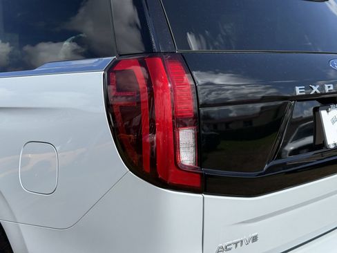 Certified 2025 Ford Expedition Active RWD image 11