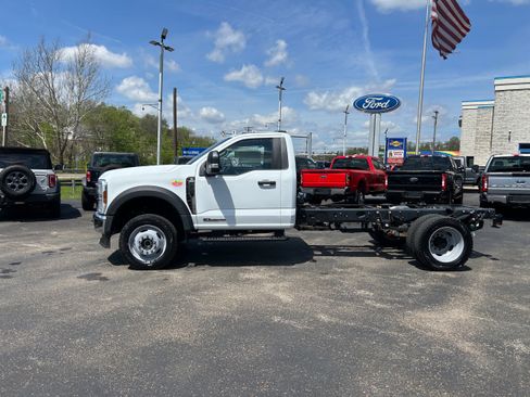 New 2026 Ford F550 4x4 Regular Cab Super Duty image 5