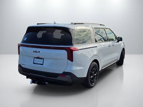 New 2026 Kia Carnival SX Prestige FWD image 4
