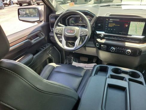 Used 2025 GMC Sierra 1500 SLT RWD image 14