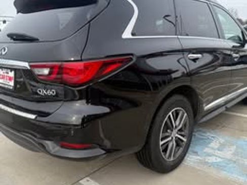 Used 2019 INFINITI QX60 Luxe w/ Essential Package image 5
