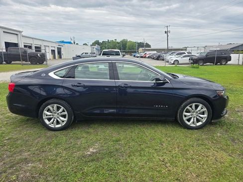 Used 2018 Chevrolet Impala LT w/ LT Convenience Package FWD image 9