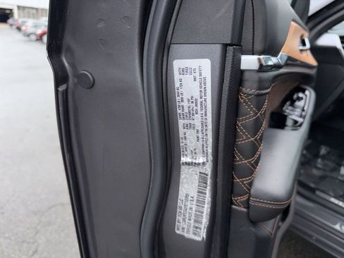 Used 2023 Jeep Grand Cherokee L Summit image 30