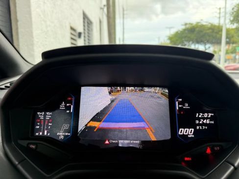 Used 2021 Lamborghini Huracan EVO RWD image 19