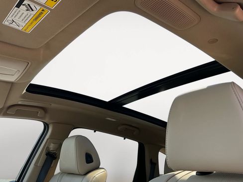 Used 2025 Acura MDX SH-AWD w/ Technology Package image 23