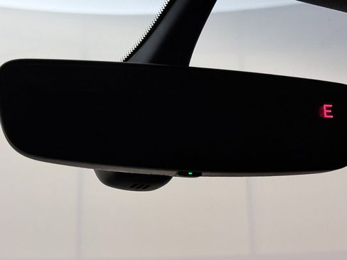 Used 2016 Audi TT 2.0T w/ Technology Package image 38