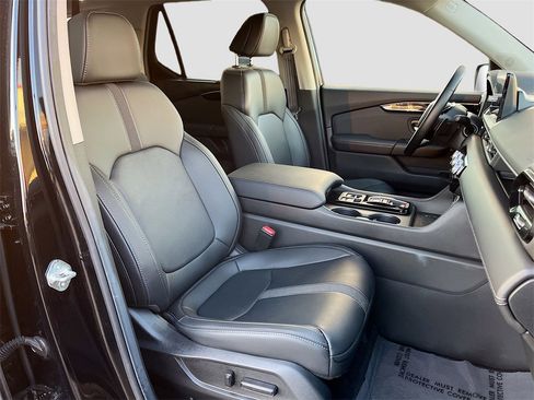 Used 2025 Honda Pilot EX-L image 28