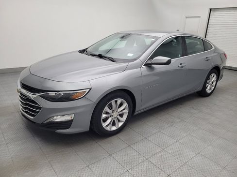 Used 2023 Chevrolet Malibu LT FWD image 2