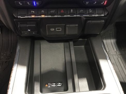 Certified 2021 GMC Sierra 1500 Denali image 21