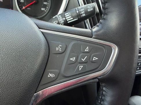 Used 2022 Chevrolet Equinox Premier AWD/4WD image 30