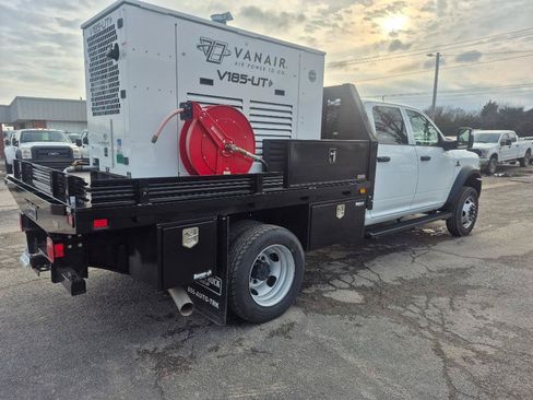 Used 2024 RAM 5500 Tradesman w/ Safety Group AWD/4WD image 9