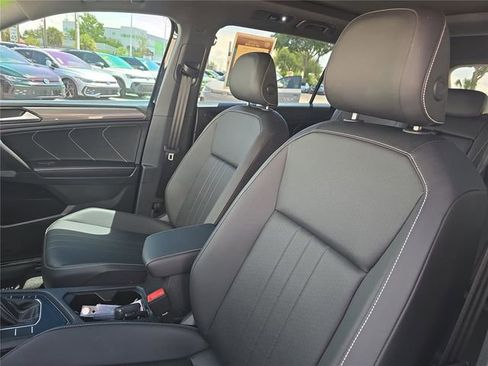 Used 2023 Volkswagen Tiguan SE R-Line FWD image 16