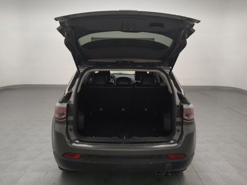 Used 2020 Jeep Compass Limited FWD image 29